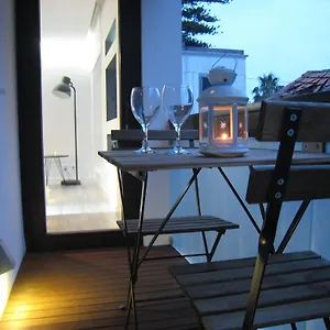Apartment Feelings, Cascais